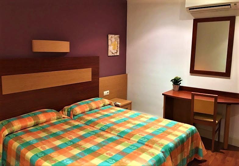 Hotel La Fonda Dels Pirineus 마카네트데카브레니스 외부 사진